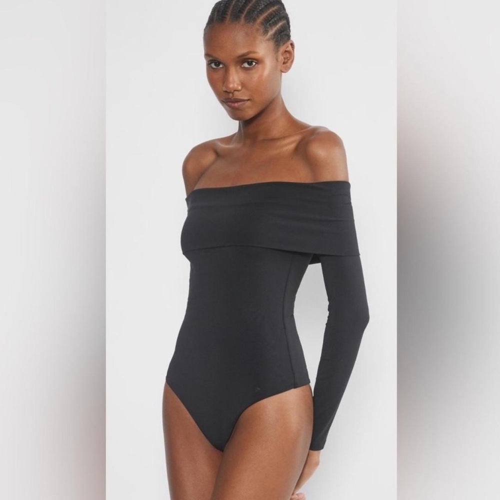 Aritzia Body Suit